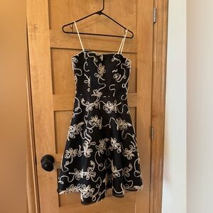 Vintage Y2K Masquerade Black and Cream Dress with tulle